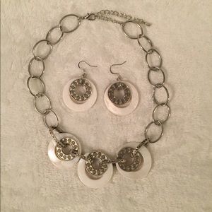 Silver/Pearl Pendant Necklace and Earrings NWOT